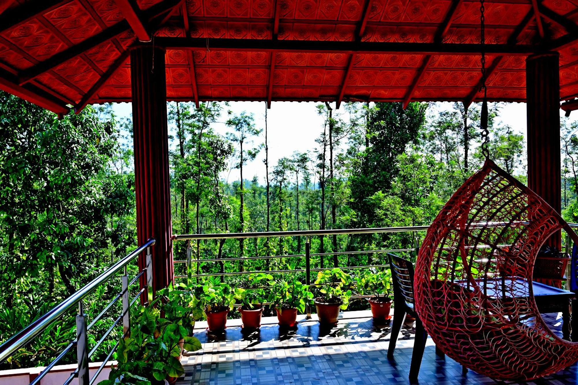 Hulihara Homestay - Full Villa, Coffee Estate & Balcony View สากเลศปุระ ภายนอก รูปภาพ
