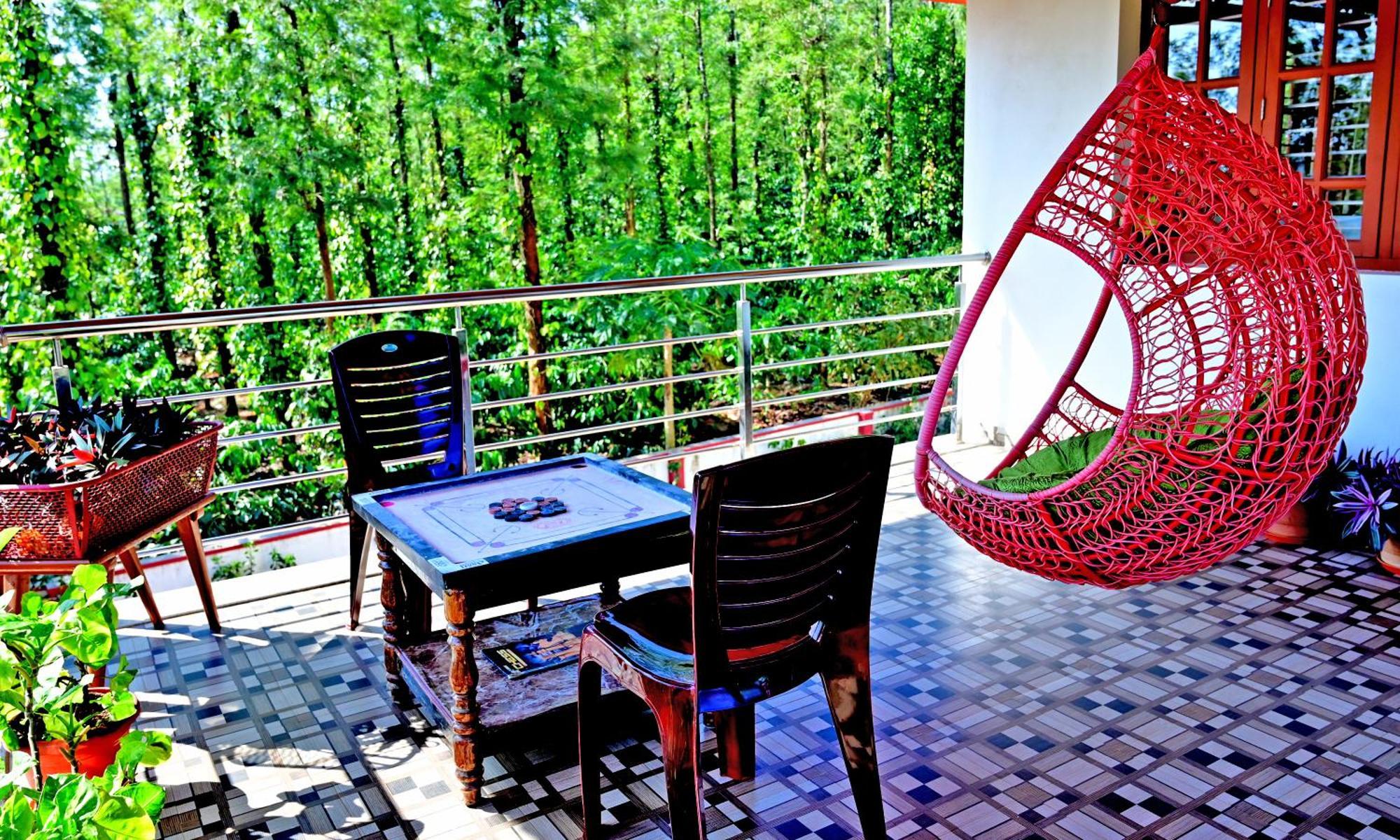 Hulihara Homestay - Full Villa, Coffee Estate & Balcony View สากเลศปุระ ภายนอก รูปภาพ