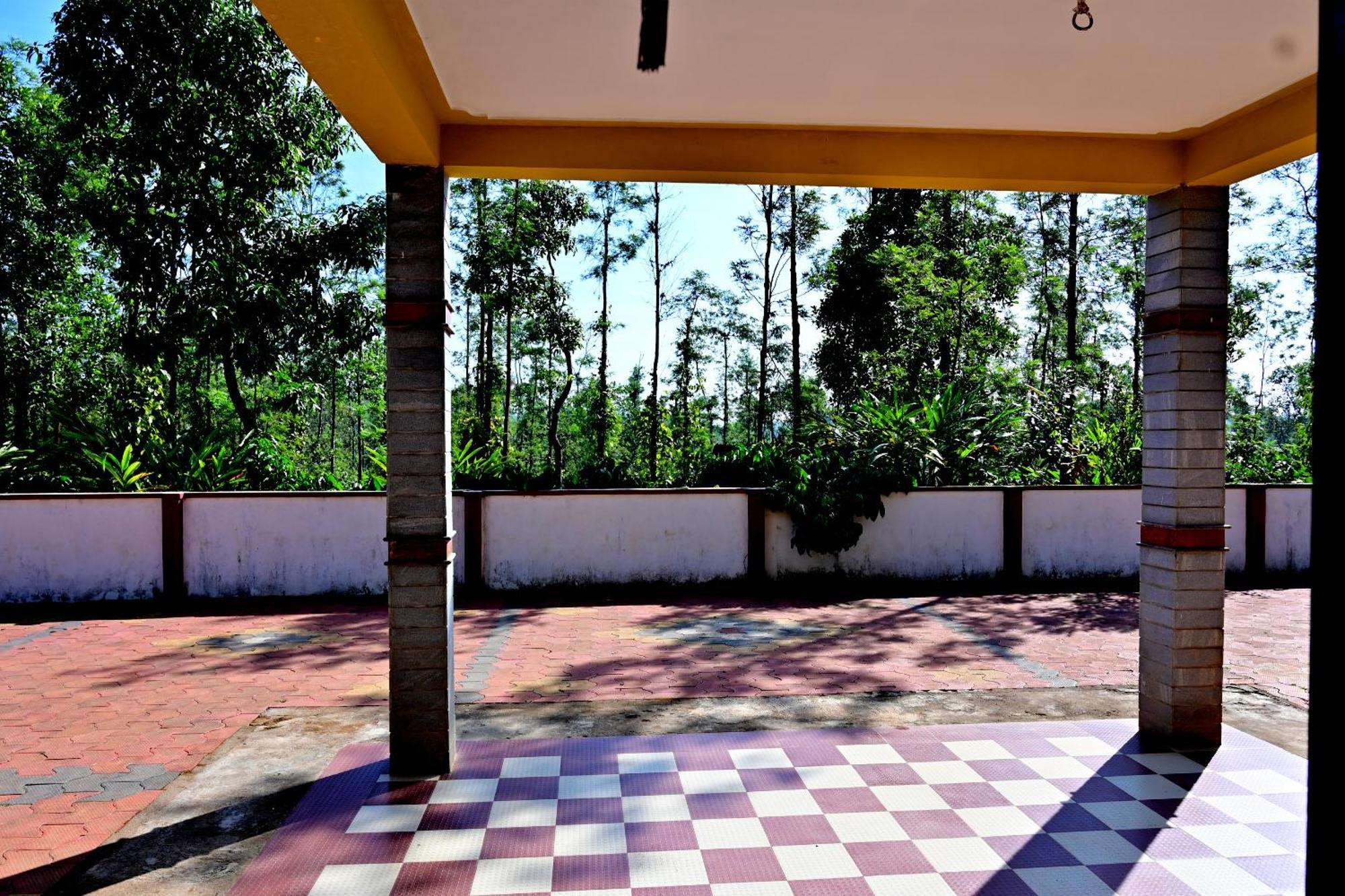 Hulihara Homestay - Full Villa, Coffee Estate & Balcony View สากเลศปุระ ภายนอก รูปภาพ